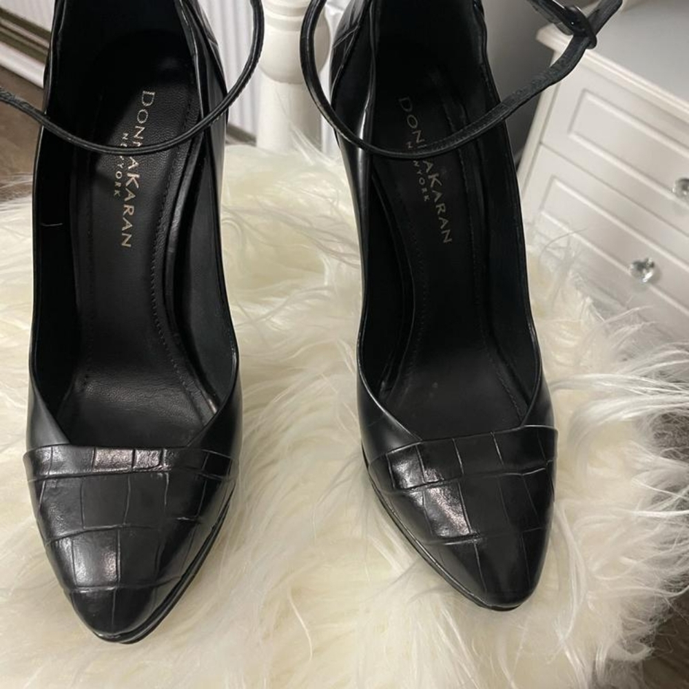 Donna Karan heels